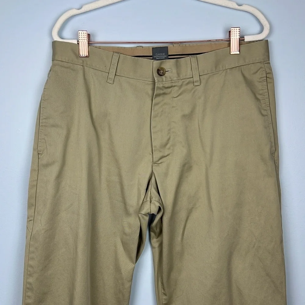 Gap Khakis 32x34 men’s tan khaki pants